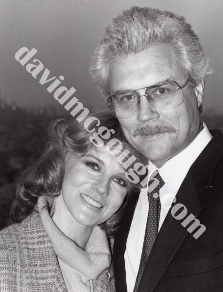 Ann Margret and Roger Smith 1986, NY1.jpg